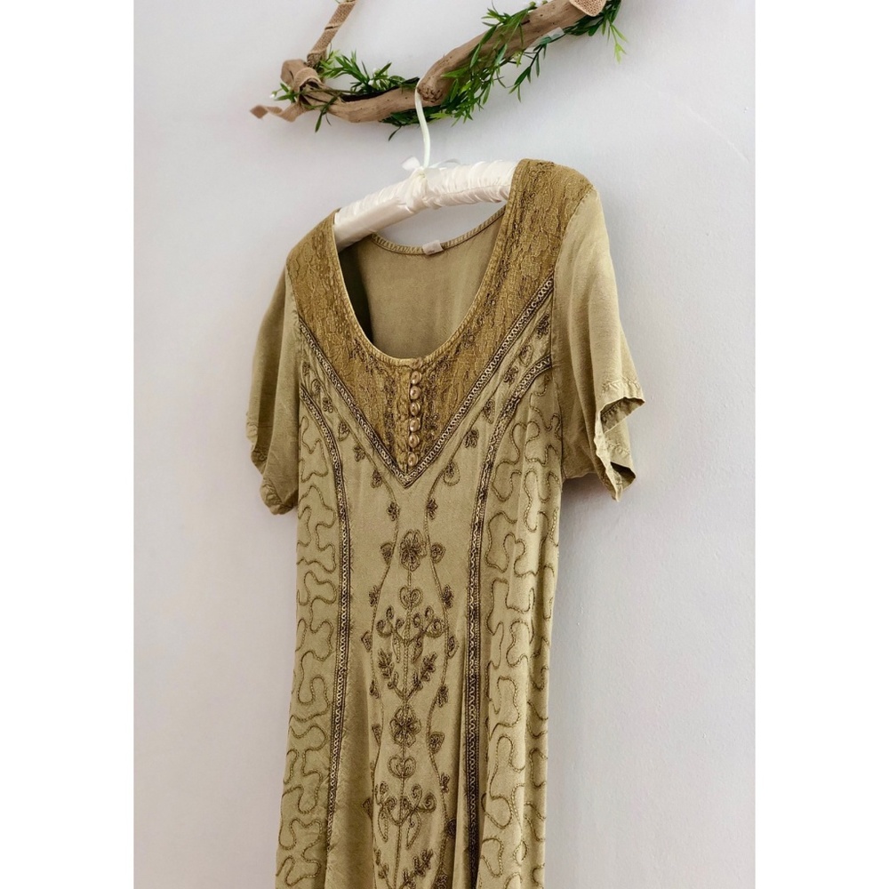 Vintage Olive Embroidered Back Tie Dress - Picture 2 of 7